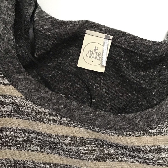 PAPER CRANE | GRAY & GOLD FLEECE PULLOVER - Picture 6 of 6